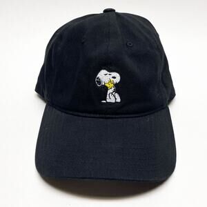 Peanuts Snoopy and Woodstock Hug Black Embroidered Baseball Cap Adjustable 2023